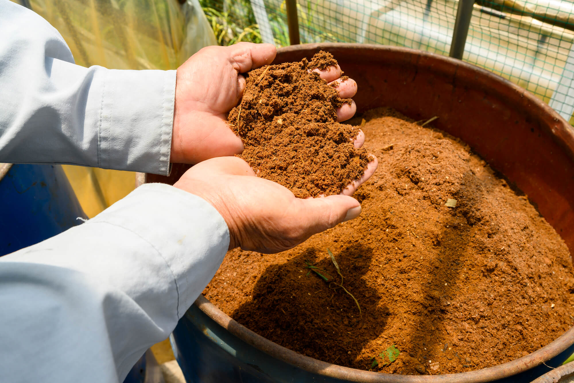 Aiming to realize safe and secure agriculture and recycling society by composting using food loss